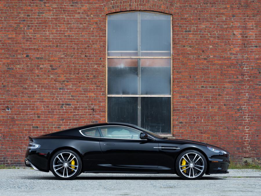  Aston Martin DBS 2012 года  (фото 13 из 53)